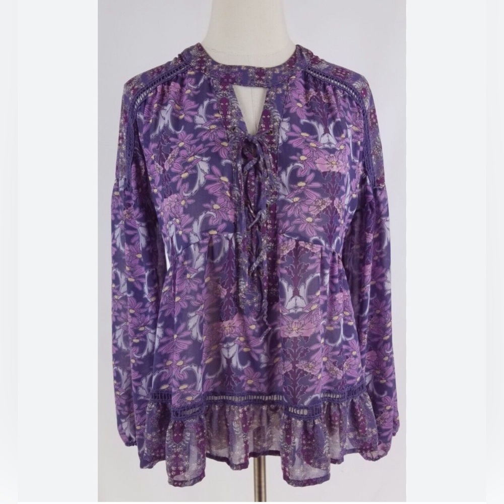 Xhilaration Flowy Boho Floral Blouse with lace up detail Size LARGE